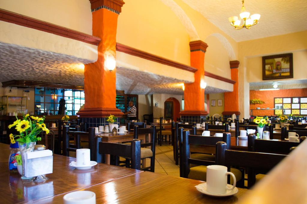 Hotel Villa Cahita Los Mochis Exterior foto